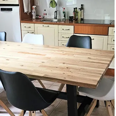 Viihtyisae Huone Homestay *
